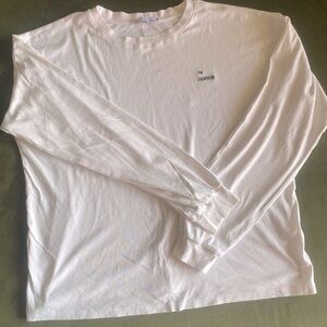 By Egreis simple white long sleeve tee